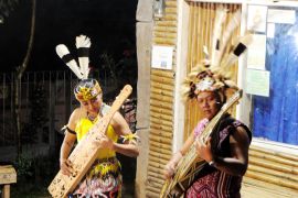 Pentas budaya PWI Jakarta tetap meriah meski diguyur hujan di Gunung Padang Cianjur