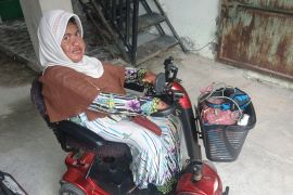 Skuter listrik, penopang perjuangan Erlina membela hak disabilitas Aceh