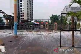 Kawasan Ancol terdampak banjir rob
