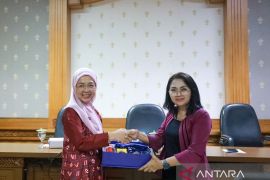 Dekranasda Makassar pelajari pembinaan UMKM kerajinan di Badung