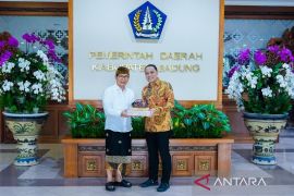 Pemkot Surabaya pelajari strategi pembangunan infrastruktur di Badung