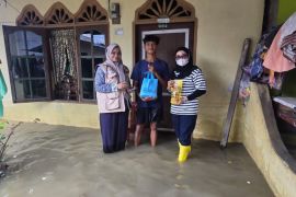 Nurchinta salurkan bantuan Deputi BGN ke terdampak banjir Sergai
