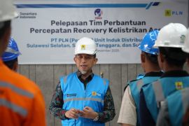 PLN UID Sulselrabar kirim tim khusus ke Aceh guna percepat pemulihan listrik