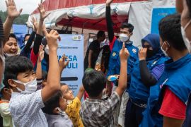 Unesa lakukan aksi sosial bantu korban banjir Sumatera