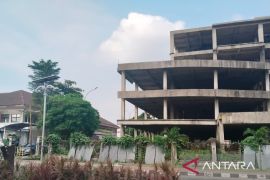 Realisasi pendapatan dan belanja daerah Pemkab Karawang masih rendah