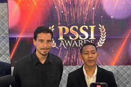 Thom Haye siap dilatih sosok pengganti Kluivert di timnas