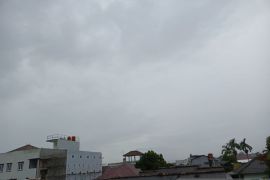 BMKG Pangkalpinang keluarkan peringatan hujan disertai petir