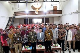 Indonesia strengthens implementation of deep learning in schools