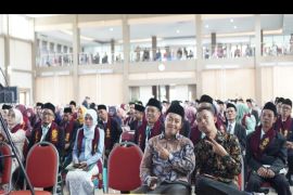 LPTK UIN Walisongo Semarang kukuhkan 1.081 lulusan PPG Transformatif