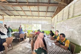 IDI Pasaman Barat adakan pengobatan gratis dan pembagian sembako