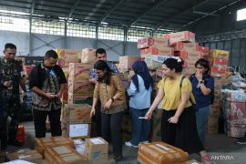 Kemdiktisaintek salurkan dukungan Rp124,3 miliar untuk banjir Sumatera