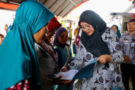 Banyuwangi selesaikan permasalahan di tingkat desa lewat "Bunga Desa"