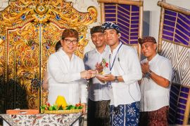 Bupati Badung tekankan kelompok pemuda garda terdepan jaga budaya