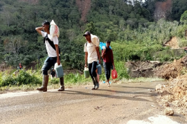 Dua pekan terisolasi tanpa listrik, ekonomi masyarakat Aceh Tengah terpuruk akibat bencana