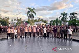 Gubernur Gusnar Tutup Latsar Satpol PP Provinsi Gorontalo