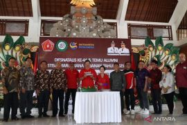 Wabup Tabanan hadiri Dies Natalis ke-44 STISIP Margarana Tabanan