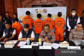 Polres Bandara Ngurah Rai Bali bongkar sindikat penggelapan mobil