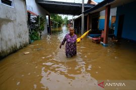KAHMI Pontianak ingatkan pemda soal peningkatan ancaman banjir rob