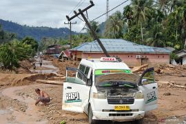 Dari kelas ke kampus, ikhtiar negara memulihkan pendidikan di Sumatera