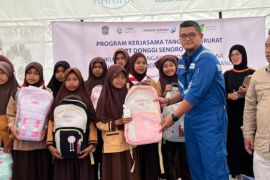 DSLNG peduli semeru: bergerak untuk pulihkan anak dan warga terdampak