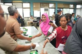 Relokasi warga yang tempati lahan DKI di Pegadungan bakal difasilitasi