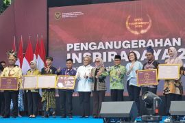 Indonesia govt awards 20 MBG kitchens for community empowerment