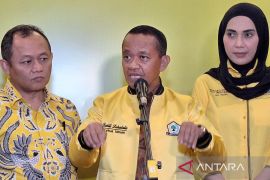 Bahlil umumkan Adies Kadir tak lagi kaderGolkar