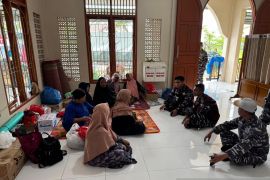 TNI AL beri pendampingan psikologi untuk korban bencana di Sumbar