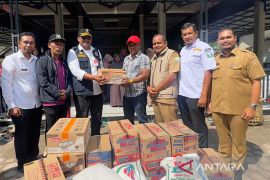 Dirjen Adwil serahkan bantuan ke warga Gampong Paya Cut