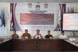 KPU Dompu gelar rakor bahas penguatan data parpol hingga mekanisme PAW