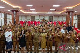 Desa di Gianyar Bali wajib anggarkan minimal Rp300 juta tangani sampah