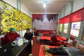 ANTARA Biro Kalbar gelar pemeriksaan kesehatan gratis peringati HUT ke-88