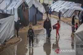Hujan dua hari berturut-turut rendam ratusan tenda pengungsi Gaza
