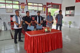 DAW Resmikan Bengkel TEFA SMKN 8 Manado cetak siswa siap kerja