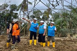 PLN percepat perbaiki jalur listrik Langsa-Pangkalan Brandan, penopang pemulihan kelistrikan Aceh