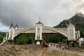 Update korban banjir bandang Jembatan Kembar Padang Panjang, Jumat (12/12/2025)