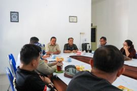 Dinas Kominfo Pematangsiantar diskusikan nomor tunggal panggilan darurat 112