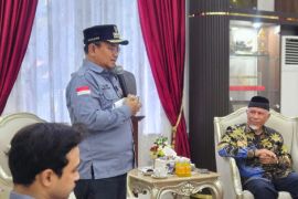 Pemkot Jambi tinjau langsung pengungsi banjir bandang di Sumbar