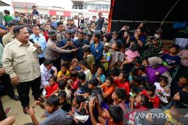 Prabowo: Jangan ada lagi penebangan liar, alam harus dijaga