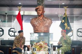 Menkop ingin kopdes bersinergi dengan koperasi Kopassus