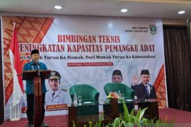 Dinas Kebudayaan Sumbar gelar bimtek dorong pemangku adat adaptasi metode pewarisan nilai pada generasi muda