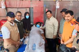 Prabowo Kunjungi Posko Kesehatan Milik Pegadaian di Aceh Tamiang