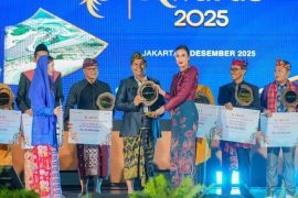 Tiga Desa Bakti BCA sabet wonderful Indonesia Award 2025 dari Kemenpar