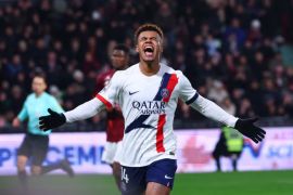 PSG menang 3-2 di markas Metz