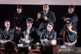 Simak lagi warga tentang gelar bagi Joko Anwar, diskon Epic Games