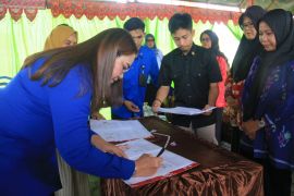 Pemkab -Donggala pastikan akta kelahiran anak baru lahir terbit cepat