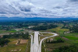 Ruas Tol Sinaksak--Simpang Panei dibuka fungsional dukung kelancaran arus Mudik Natal dan Tahun Baru