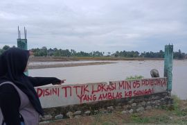 Nasib Sekolah MIN 05 Pidie Jaya hilang diterjang banjir bandang, tinggal pondasi pagar