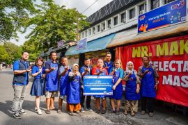 Bank Raya beri fasilitas dan pendampingan literasi keuangan untuk Klaster Sidodadi