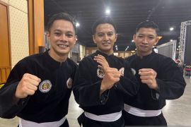 Seni beregu putra meraih emas pertama untuk pencak silat